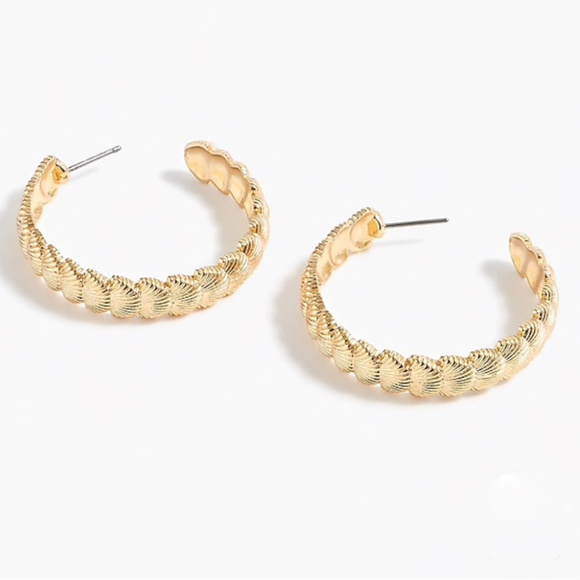 💚2/$40💚 NWT J. Crew Seashell Hoop Earrings - Picture 1 of 6